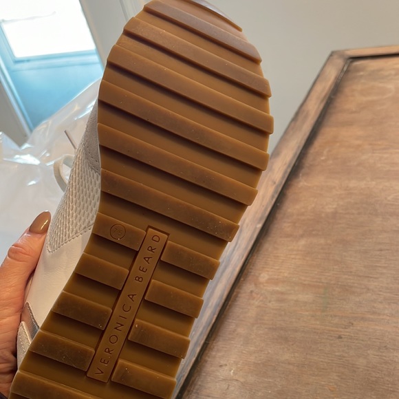 Veronica beard, tennis shoes - Picture 3 of 4